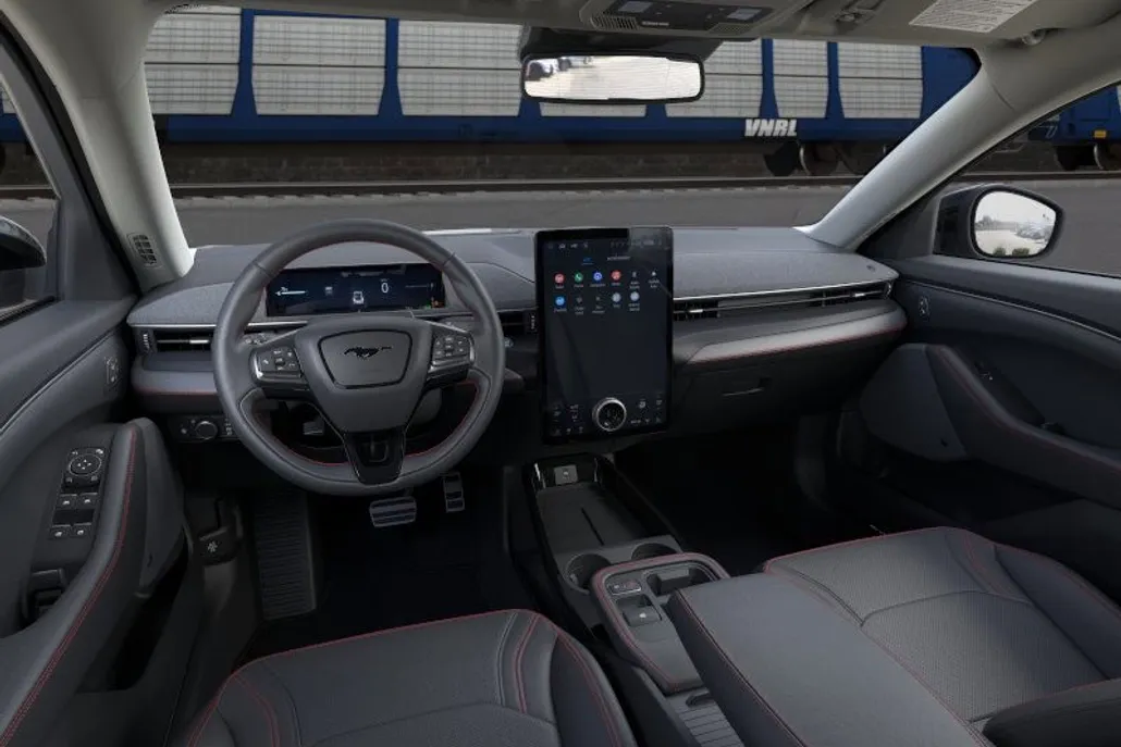 2025 Ford Mustang Mach-E Premium photo 1