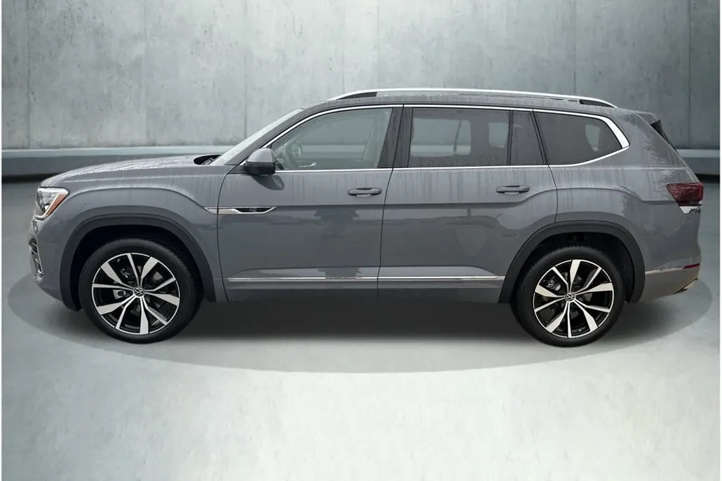 2025 Volkswagen Atlas SEL Premium R-Line photo 1