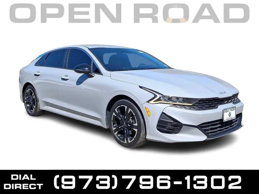 2022 Kia K5 GT-Line photo 1