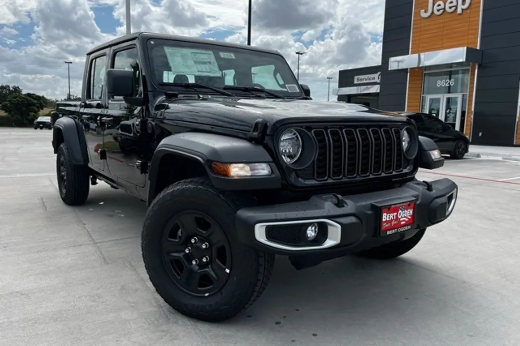 2025 Jeep Gladiator Sport photo 1