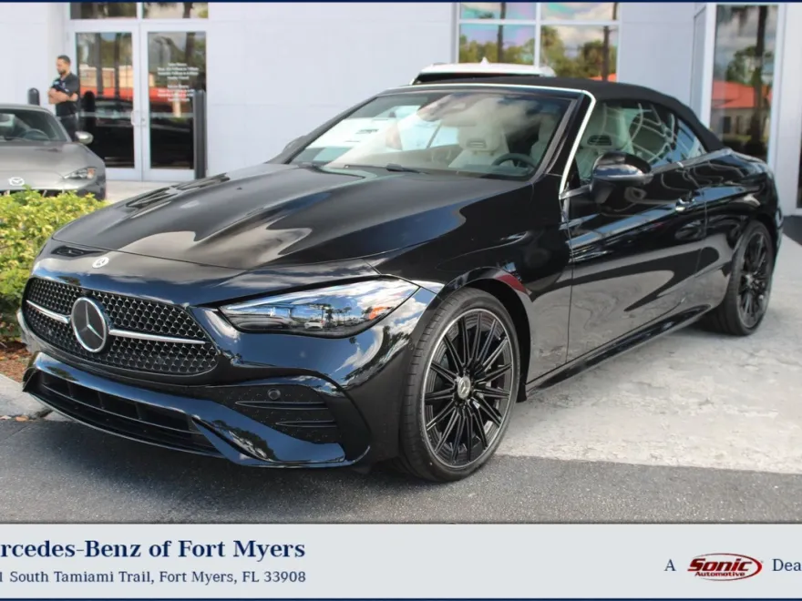 2026 Mercedes Benz CLE 450 4MATIC photo 1