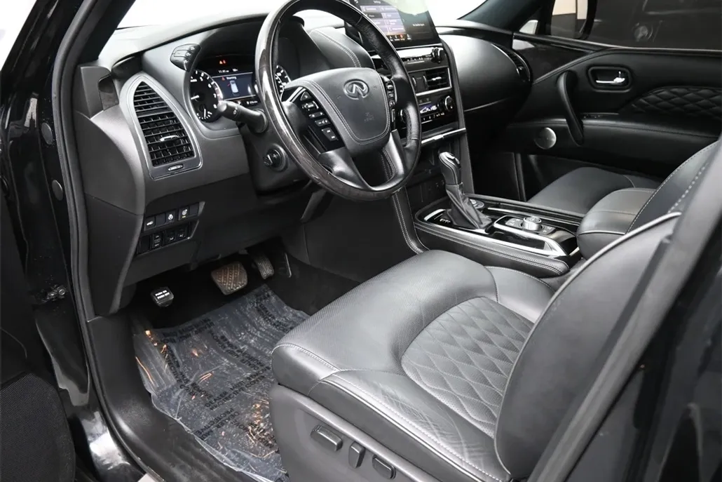 2024 Infiniti QX80 Sensory photo 1
