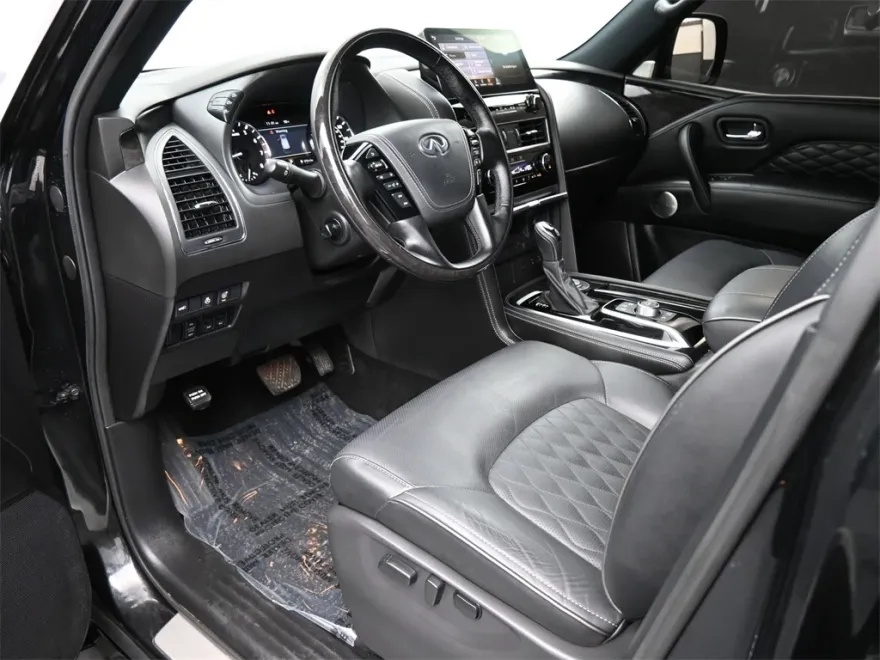 2024 Infiniti QX80 Sensory photo 1