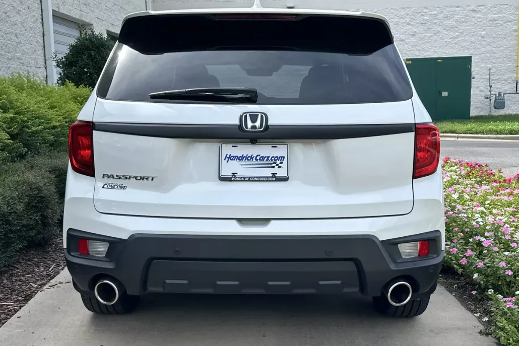 2022 Honda Passport EX-L photo 1
