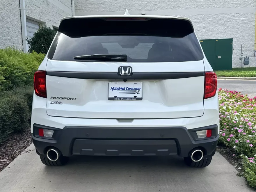 2022 Honda Passport EX-L photo 1