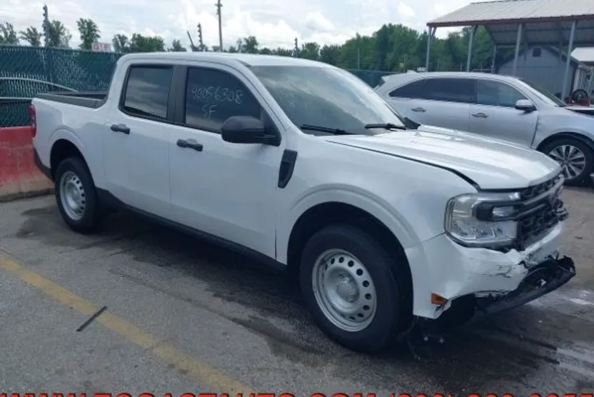 2024 Ford Maverick XL photo 1