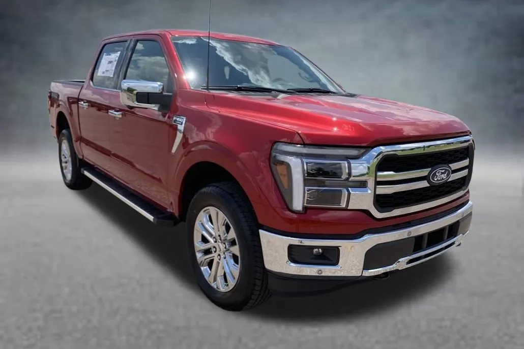 2025 Ford F-150 Lariat photo 1