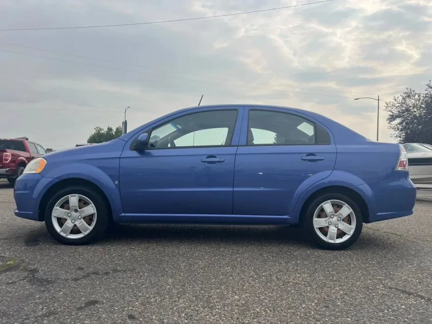 2009 Chevrolet Aveo LT photo 1