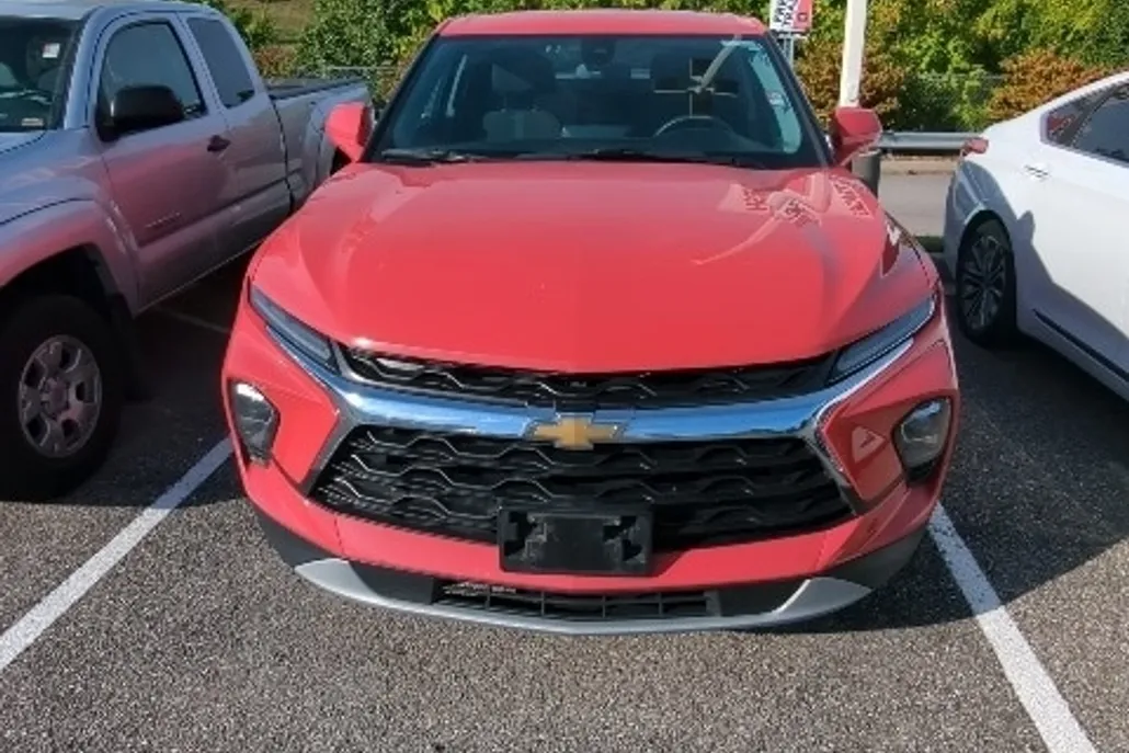 2023 Chevrolet Blazer 2LT photo 1