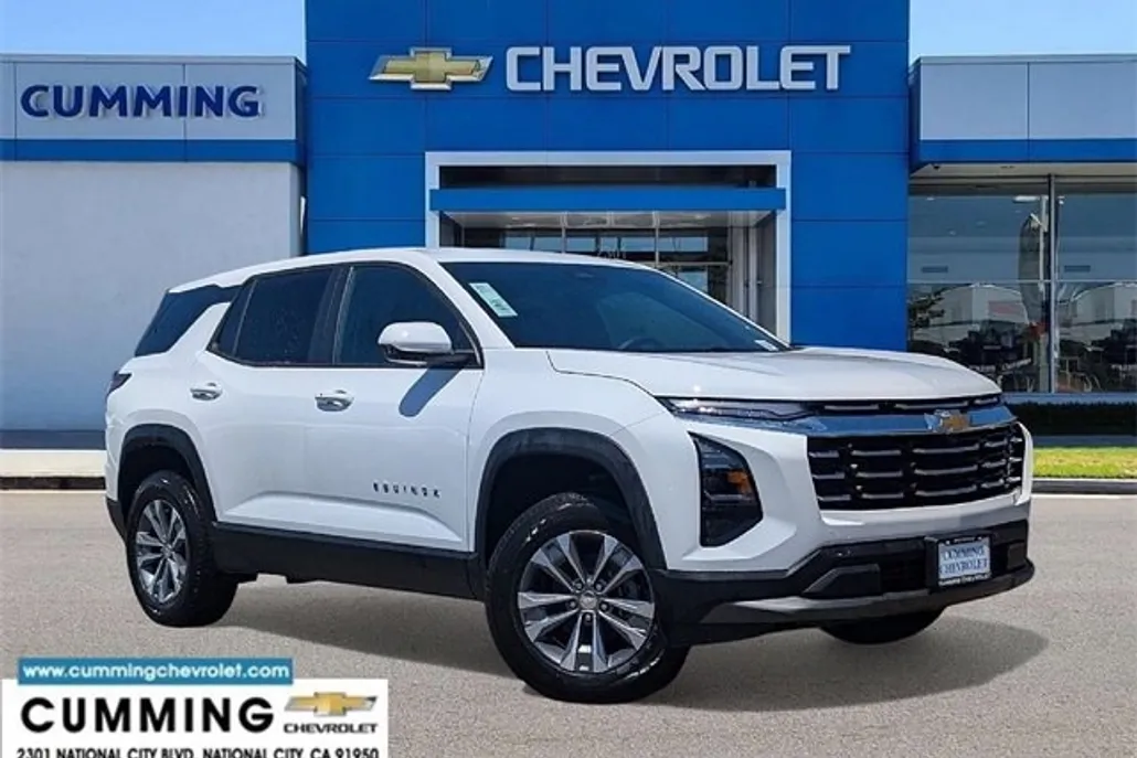 2026 Chevrolet Equinox LT photo 1