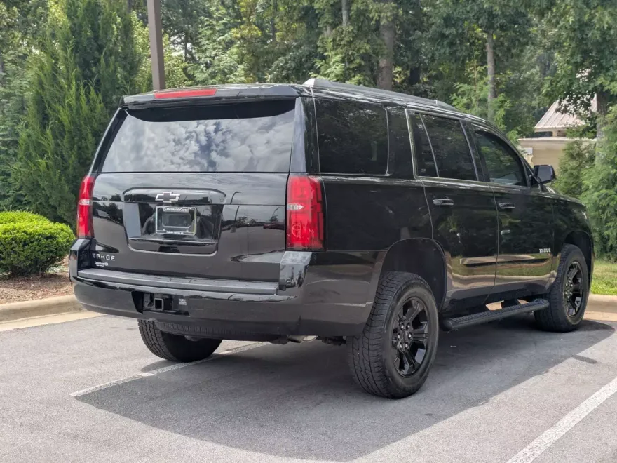 2019 Chevrolet Tahoe LS photo 1