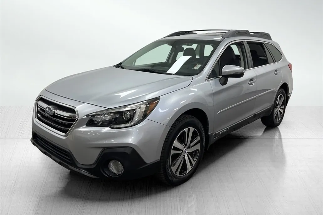 2018 Subaru Outback 3.6R Limited photo 1