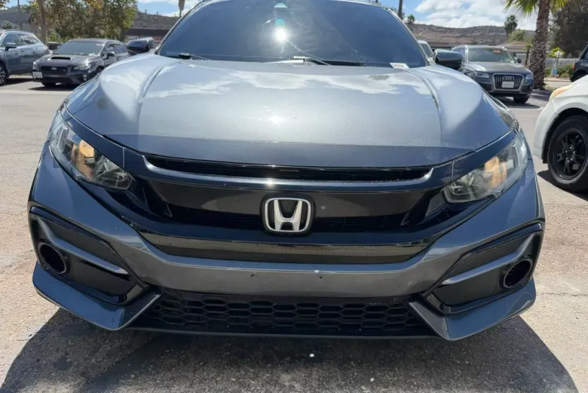 2020 Honda Civic LX photo 1