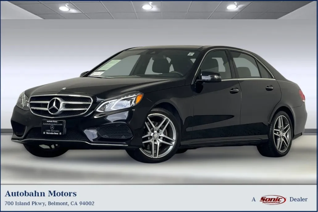 2015 Mercedes Benz E 400 Sedan photo 1