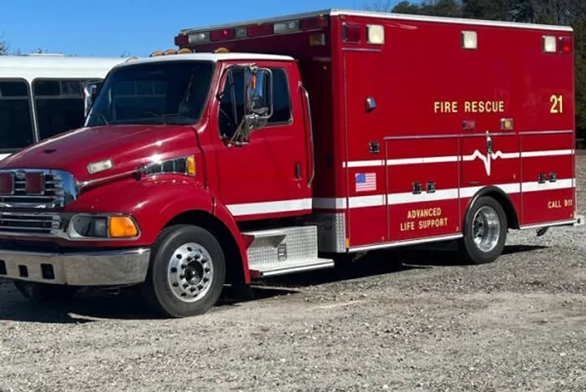 2004 Sterling Truck Acterra photo 1
