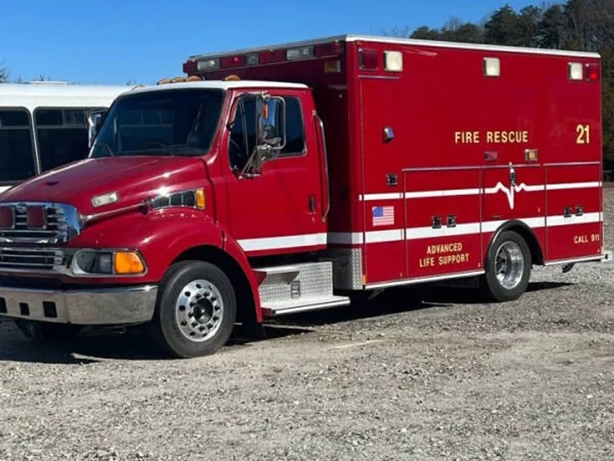 2004 Sterling Truck Acterra photo 1