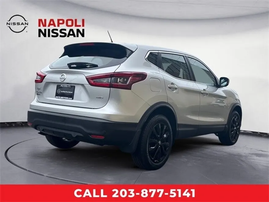 2021 Nissan Rogue Sport S photo 1
