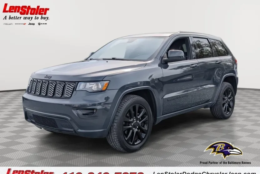 2018 Jeep Grand Cherokee Altitude photo 1