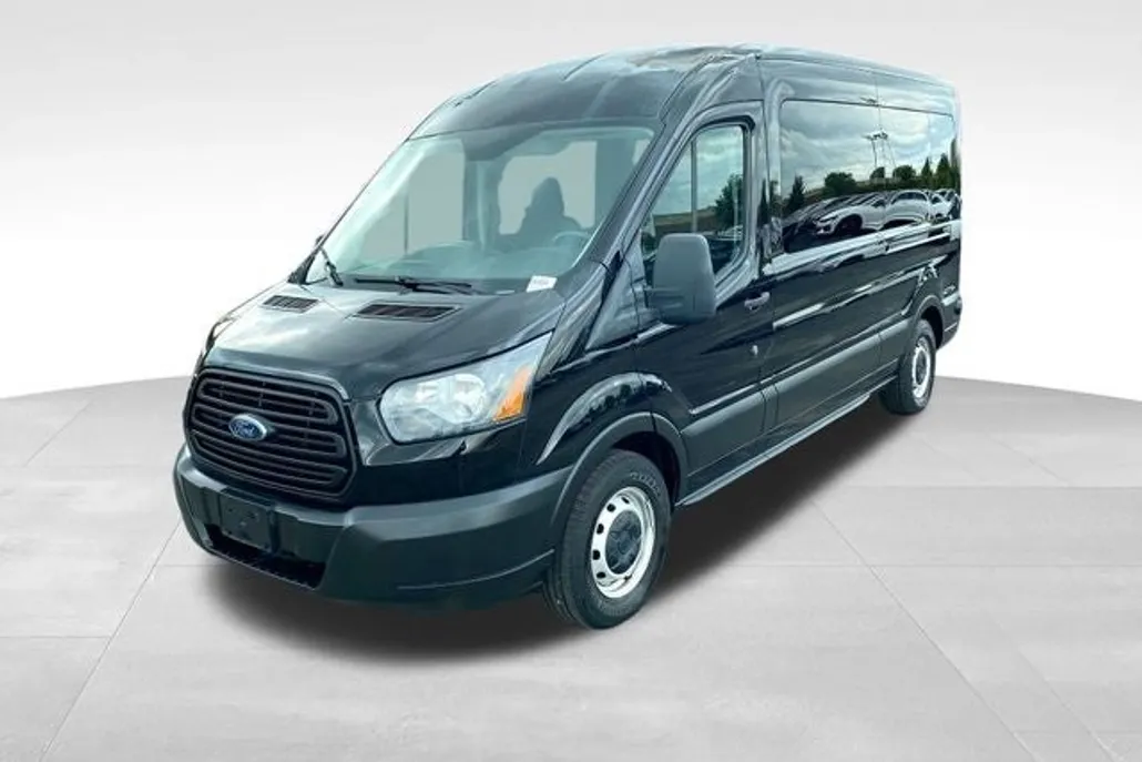 2019 Ford Transit photo 1