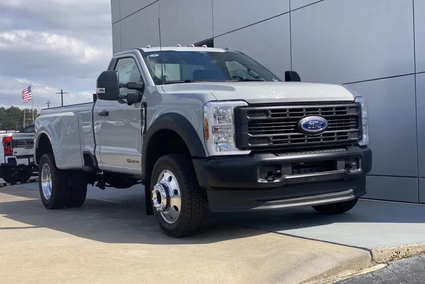 2026 Ford F-450 XL photo 1