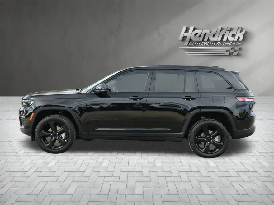 2025 Jeep Grand Cherokee Limited photo 1
