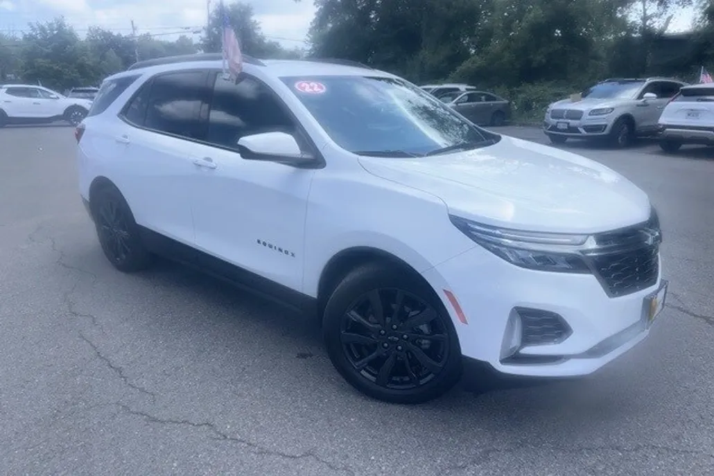 2022 Chevrolet Equinox RS photo 1