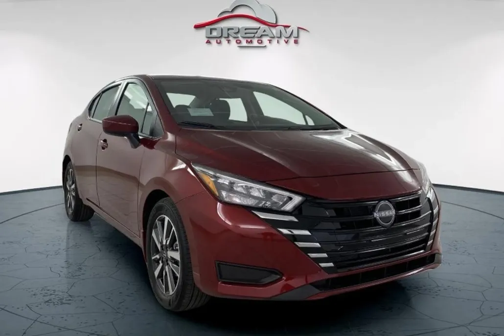 2025 Nissan Versa SV photo 1
