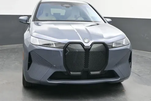 2026 Bmw iX photo 2