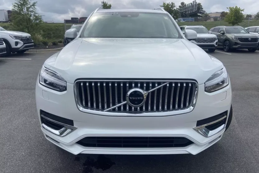 2022 Volvo XC90 Recharge T8 Inscription Expression photo 1