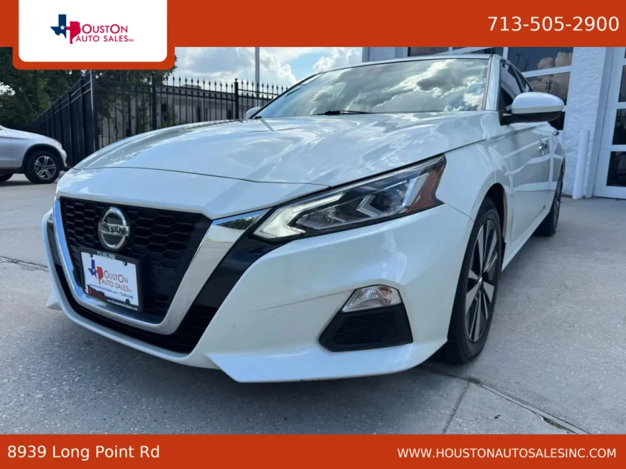 2022 Nissan Altima 2.5 SV photo 1