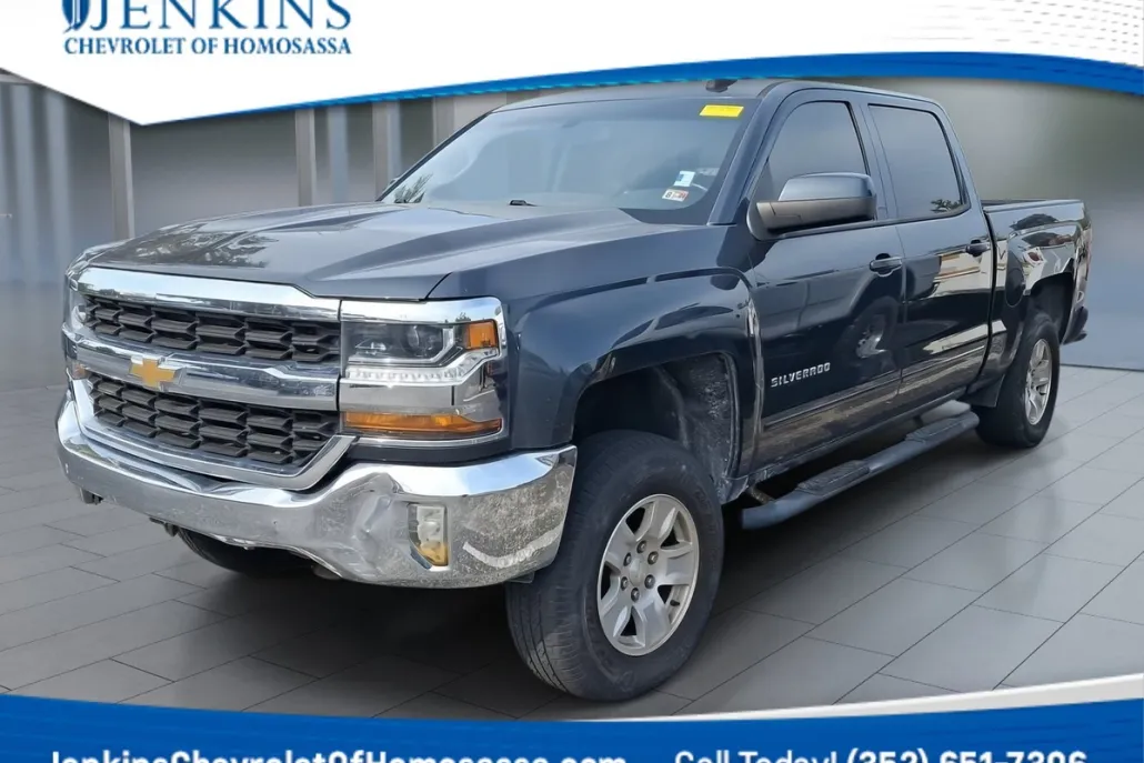 2018 Chevrolet Silverado 1500 LT photo 1