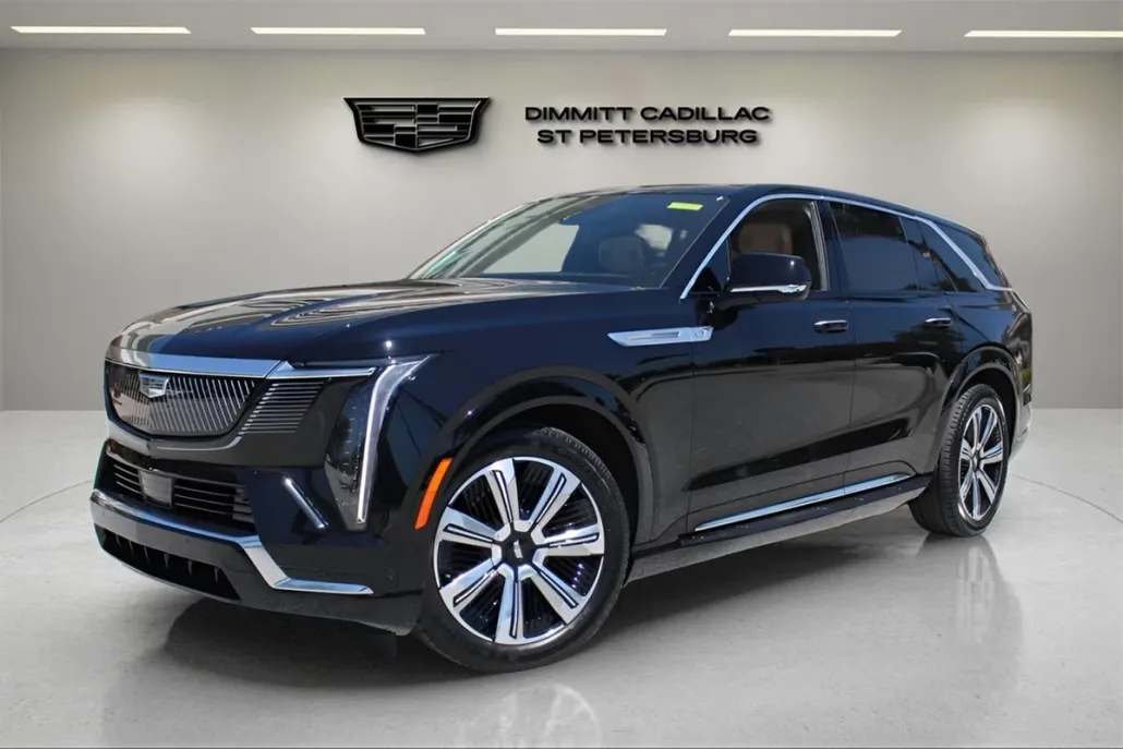 2025 Cadillac Escalade IQ Luxury photo 1