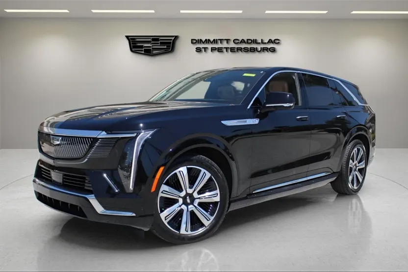 2025 Cadillac Escalade IQ Luxury photo 1