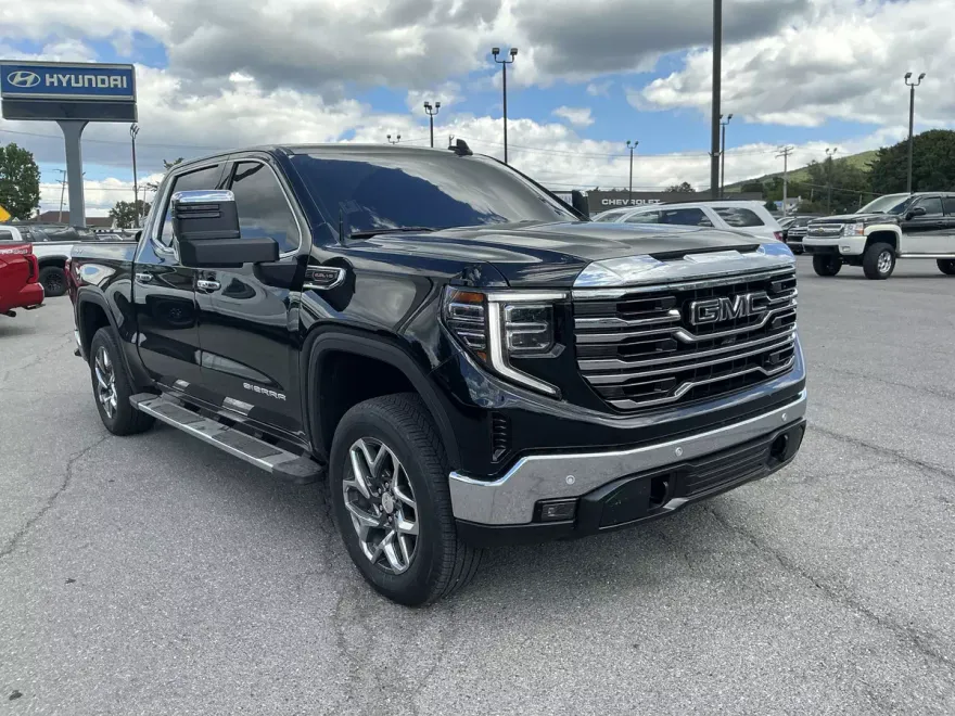 2024 Gmc Sierra 1500 SLT photo 1