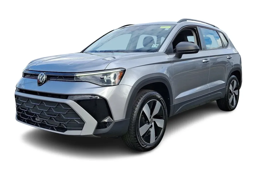 2025 Volkswagen Taos S photo 1