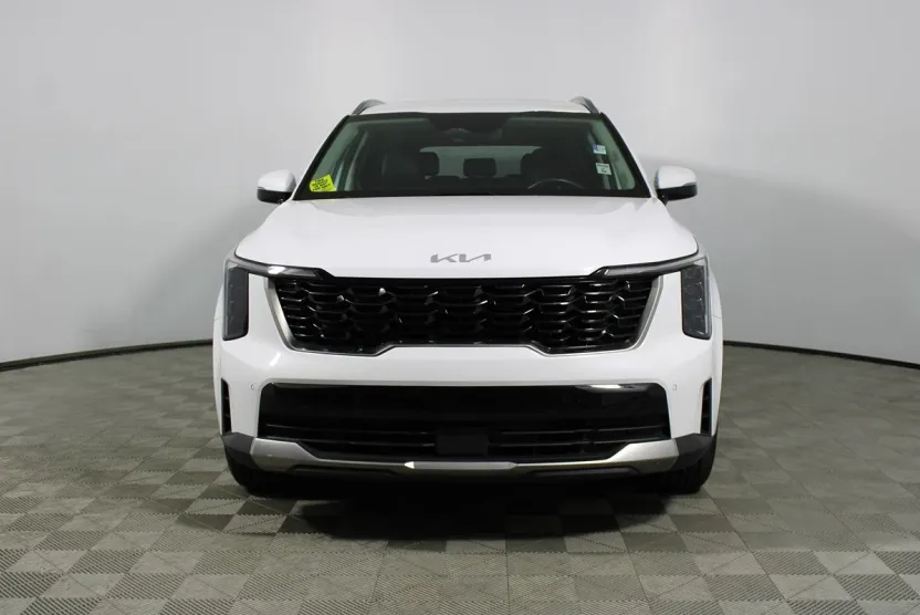 2024 Kia Sorento S photo 1
