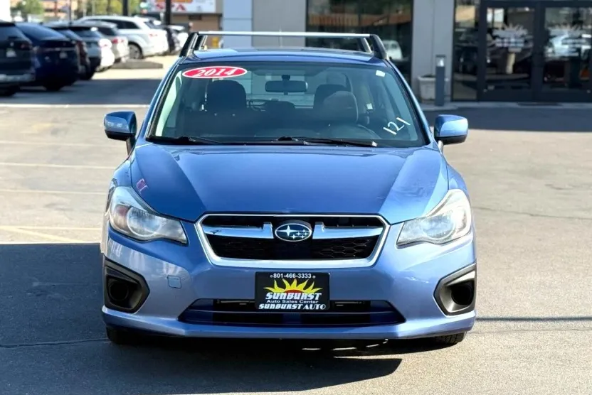 2014 Subaru Impreza 2.0i Premium photo 1