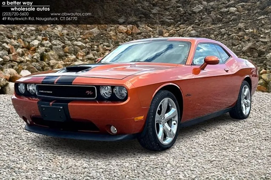 2011 Dodge Challenger R/T photo 1