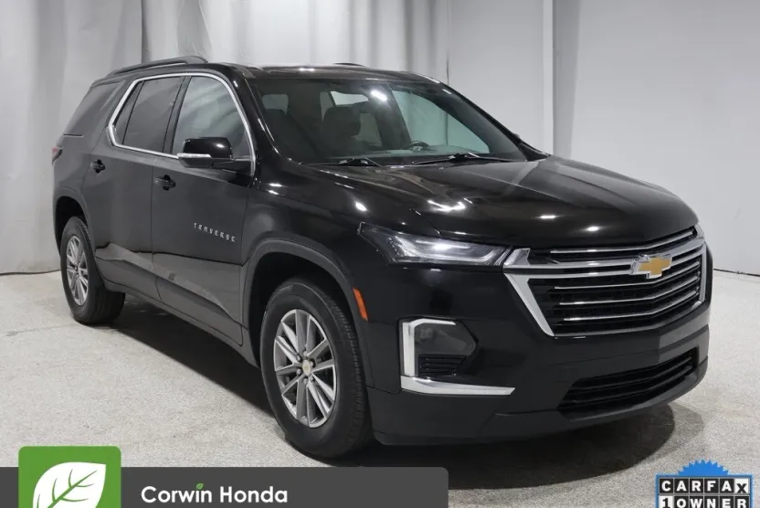 2023 Chevrolet Traverse Cloth 1LT photo 1