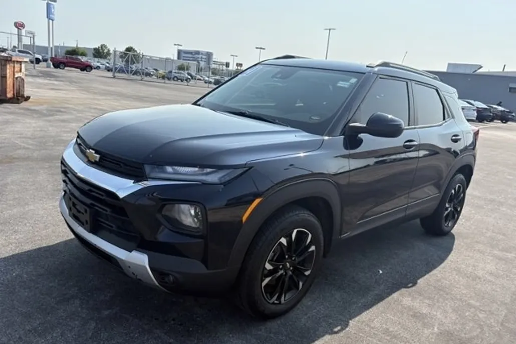2021 Chevrolet Trailblazer LT photo 1