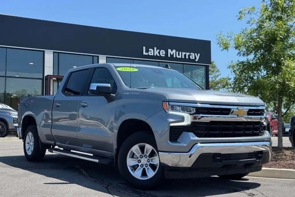 2023 Chevrolet Silverado 1500 LT photo 1