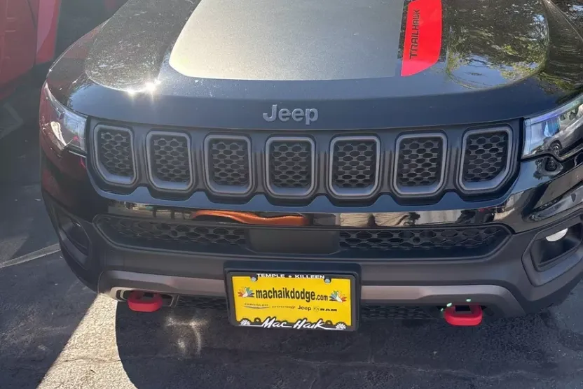2023 Jeep Compass Trailhawk photo 1