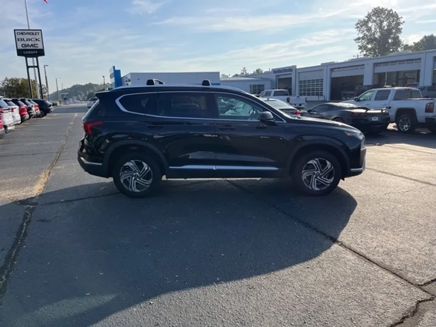 2022 Hyundai Santa Fe SEL photo 1