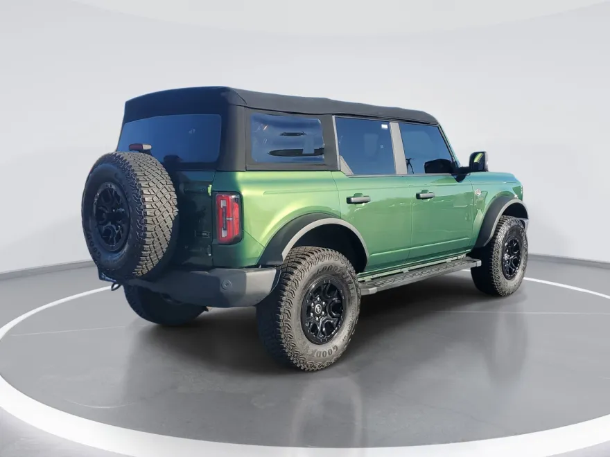 2022 Ford Bronco Wildtrak photo 1