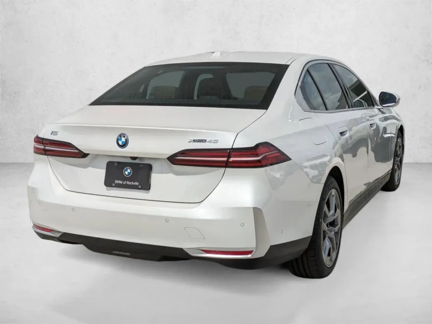 2025 Bmw i5 xDrive40 photo 1