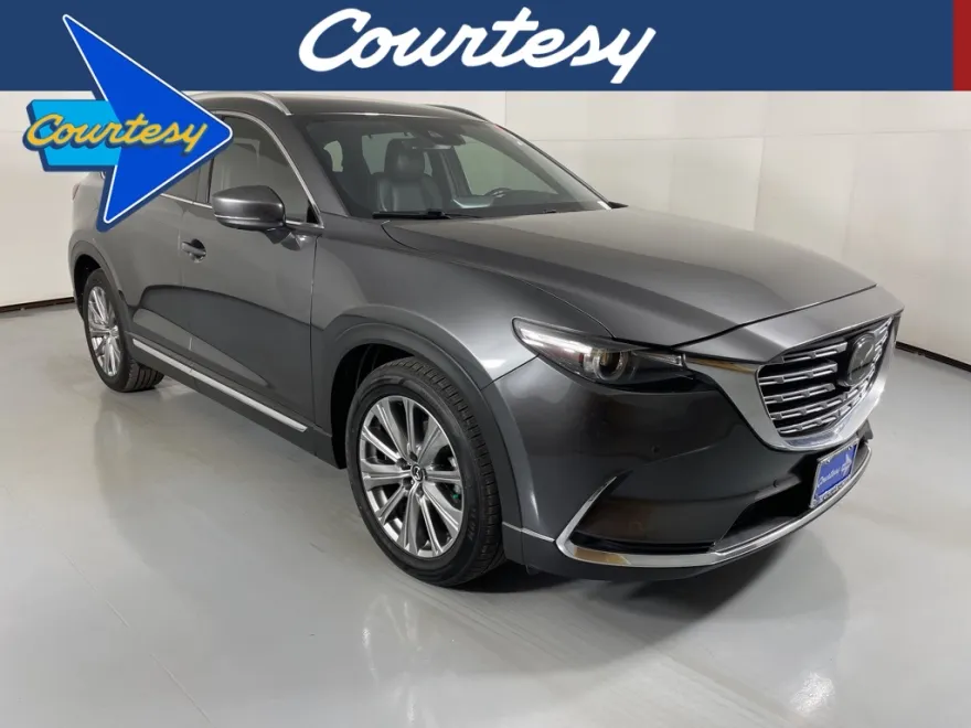 2022 Mazda CX-9 Signature photo 1