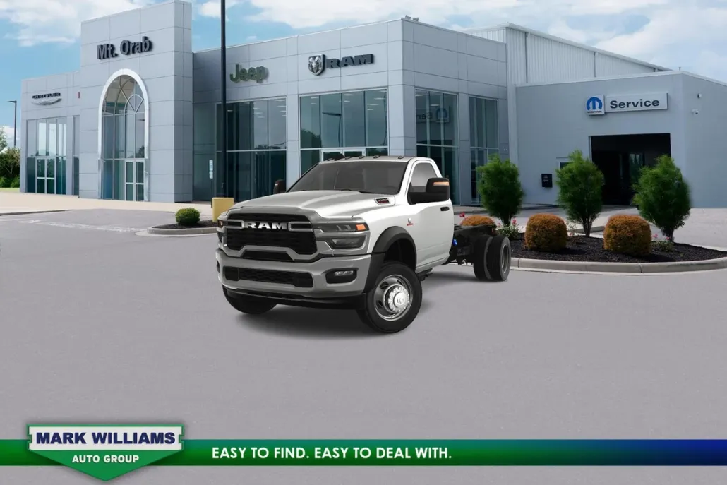 2025 Ram 5500 Tradesman photo 1