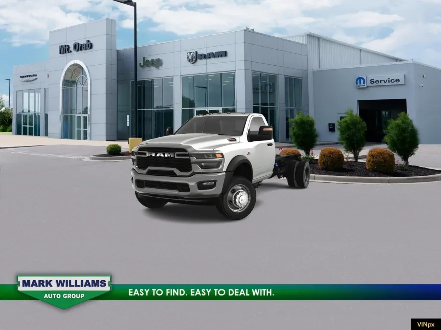 2025 Ram 5500 Tradesman photo 1