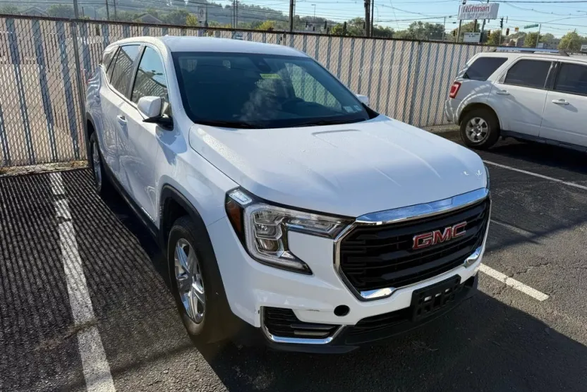 2024 Gmc Terrain SLE photo 1