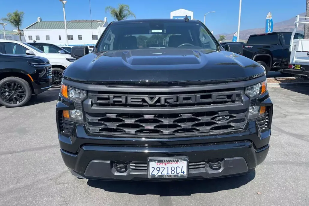 2024 Chevrolet Silverado 1500 Custom photo 1